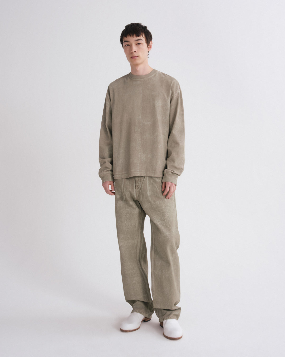 Men Long Sleeve Drop Shoulder Asha in Delta - Agolde