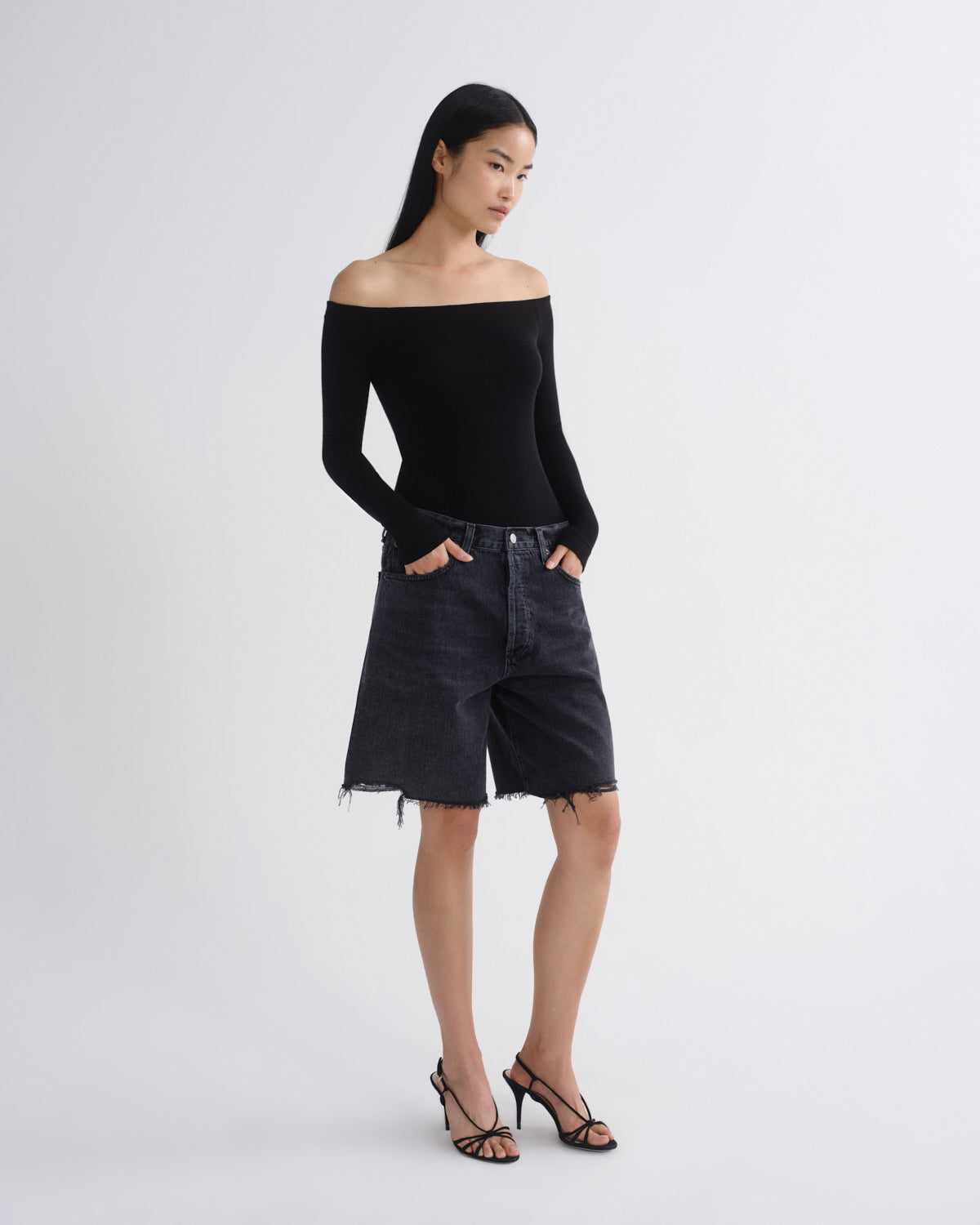 Women Indra Short (Weightless) in Bounce - Agolde