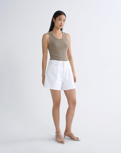 Women Rhoda Pleated A-Line Short in Milkshake - Agolde