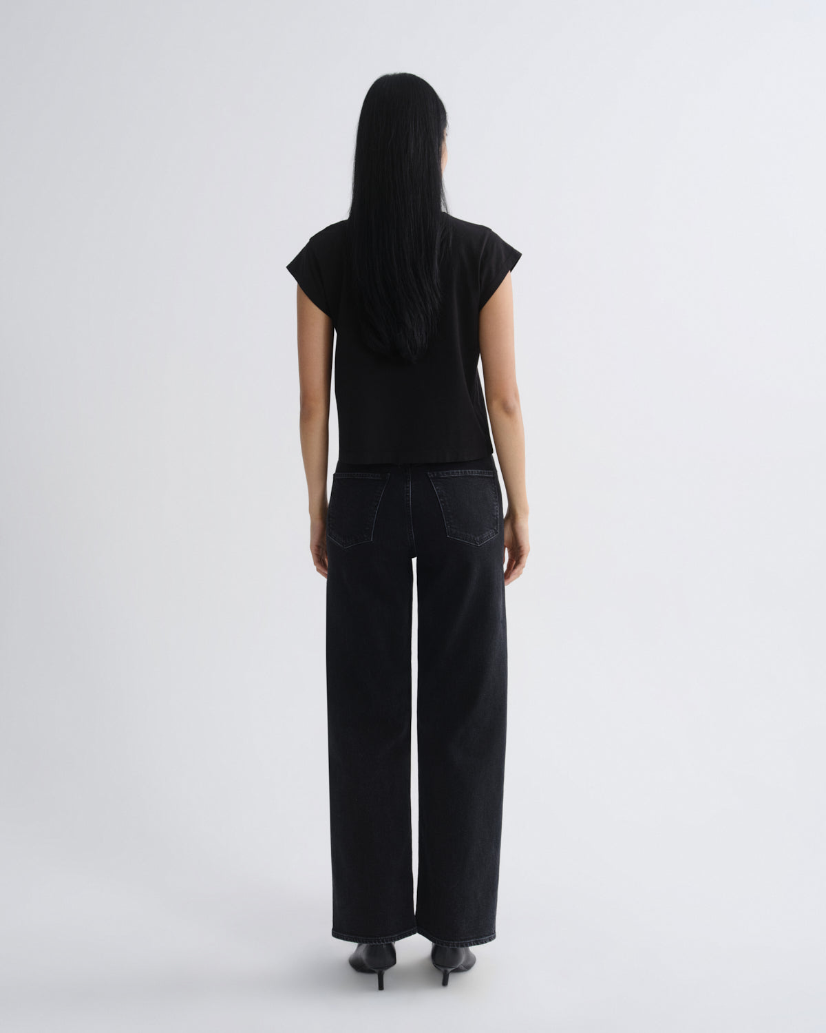 Women Bryce Cap Sleeve Tee in Black - Agolde