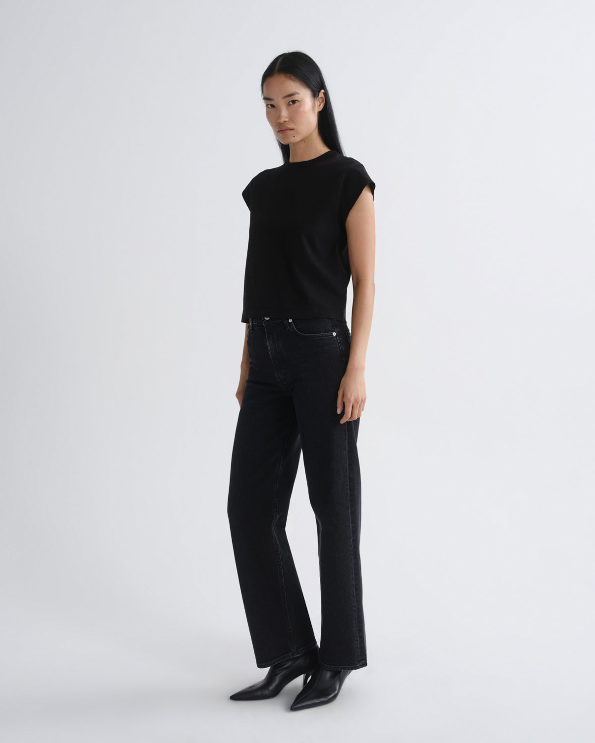 Women Bryce Cap Sleeve Tee in Black - Agolde