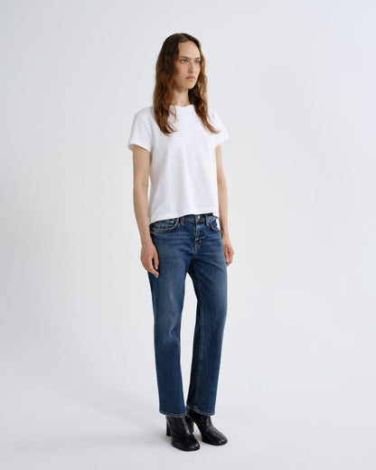 Women Long Line Adine Tee in White - Agolde
