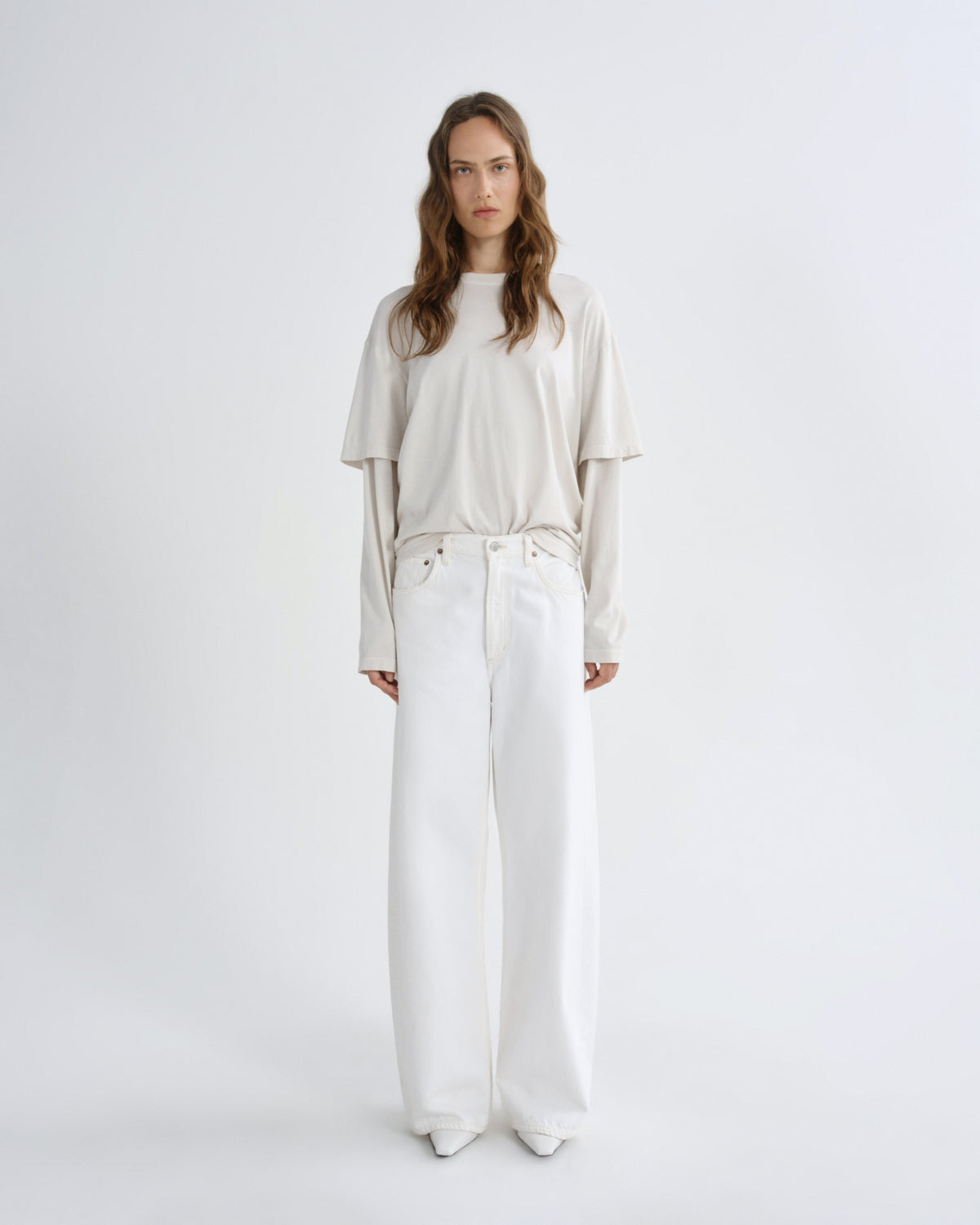 Women Low Curve Jean in Milkshake - Agolde