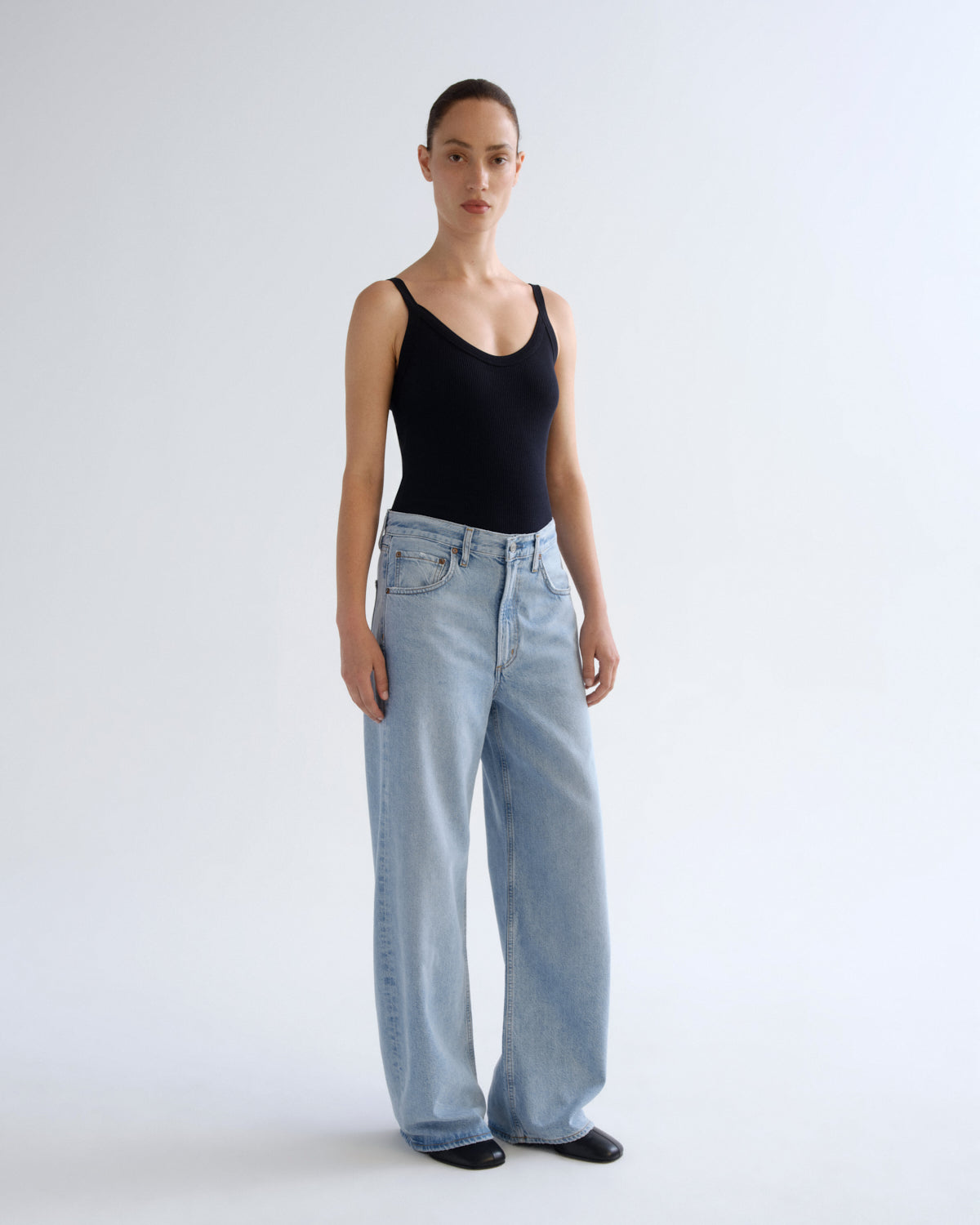 Women Low Curve Jean in Memory - Agolde