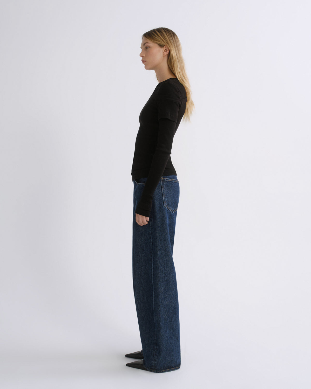 Women Low Curve Jean in Pendulum - Agolde