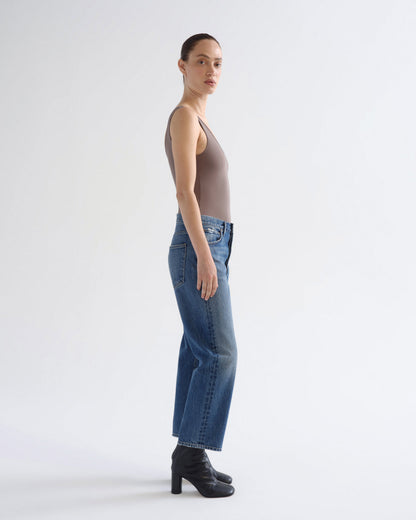 Women 90's Crop Mid Rise Straight in Bounty - Agolde