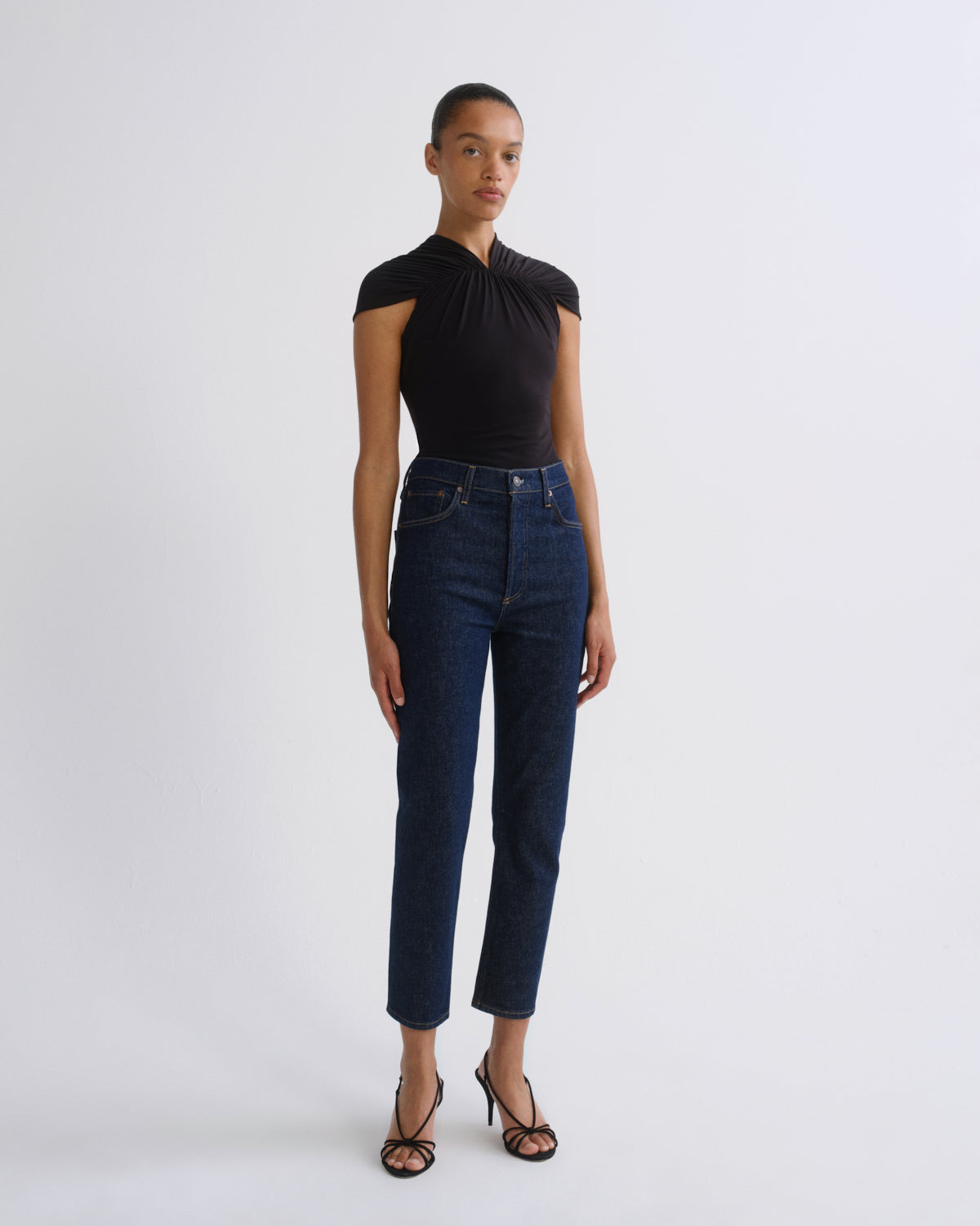 Women Riley Crop High Rise Straight in Reissue - Agolde