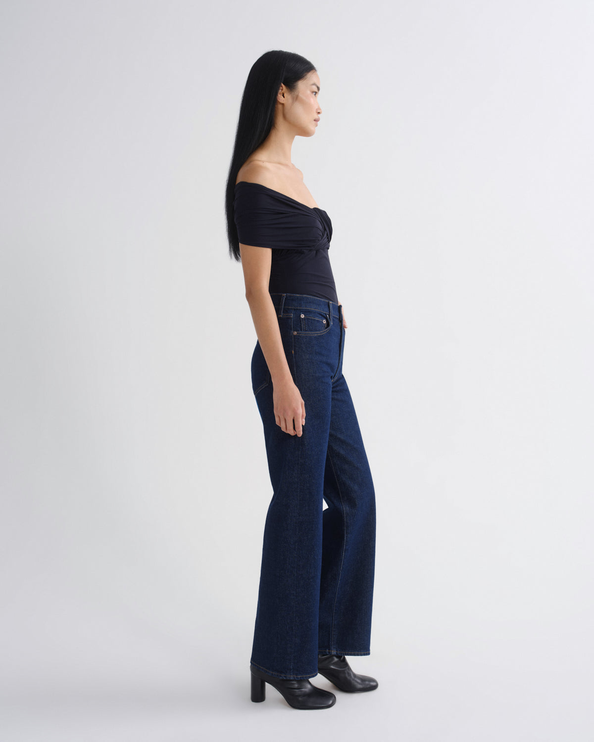 Women Harper Straight Jean (Stretch) in Reissue - Agolde