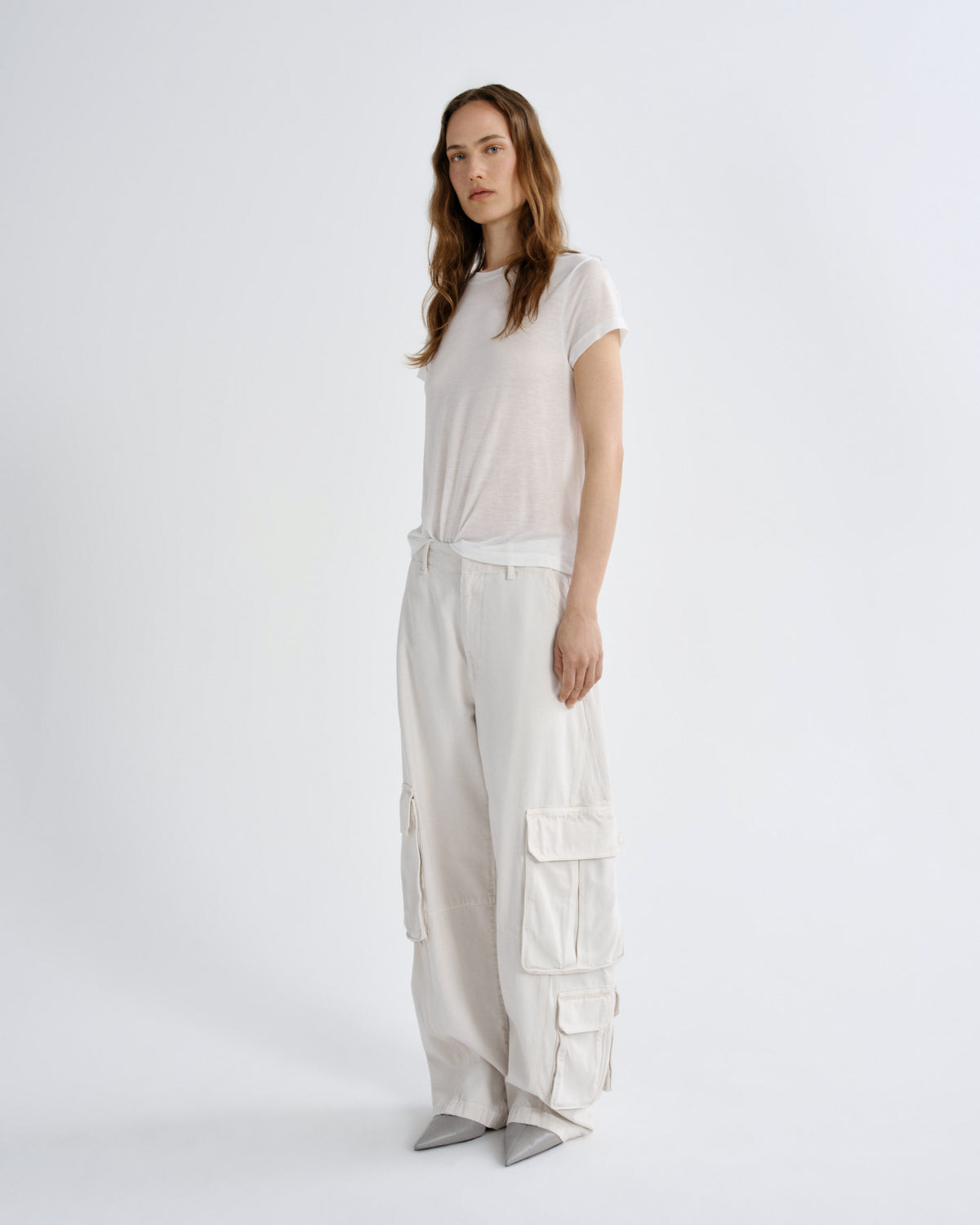 Women Long Line Adine Tee Tencel Jersey in Gesso - Agolde