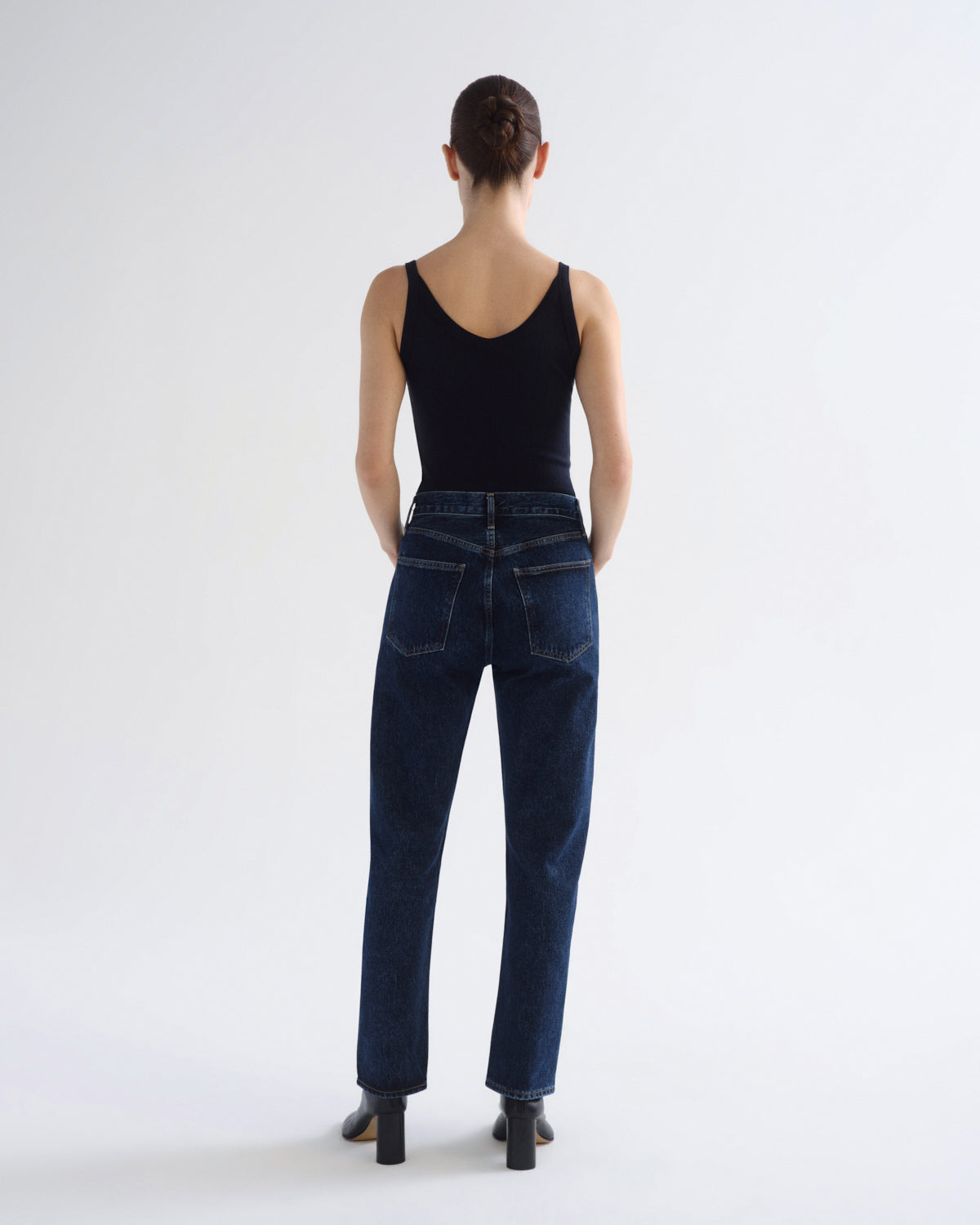 Women 90's Pinch Waist High Rise Straight in Pendulum - Agolde
