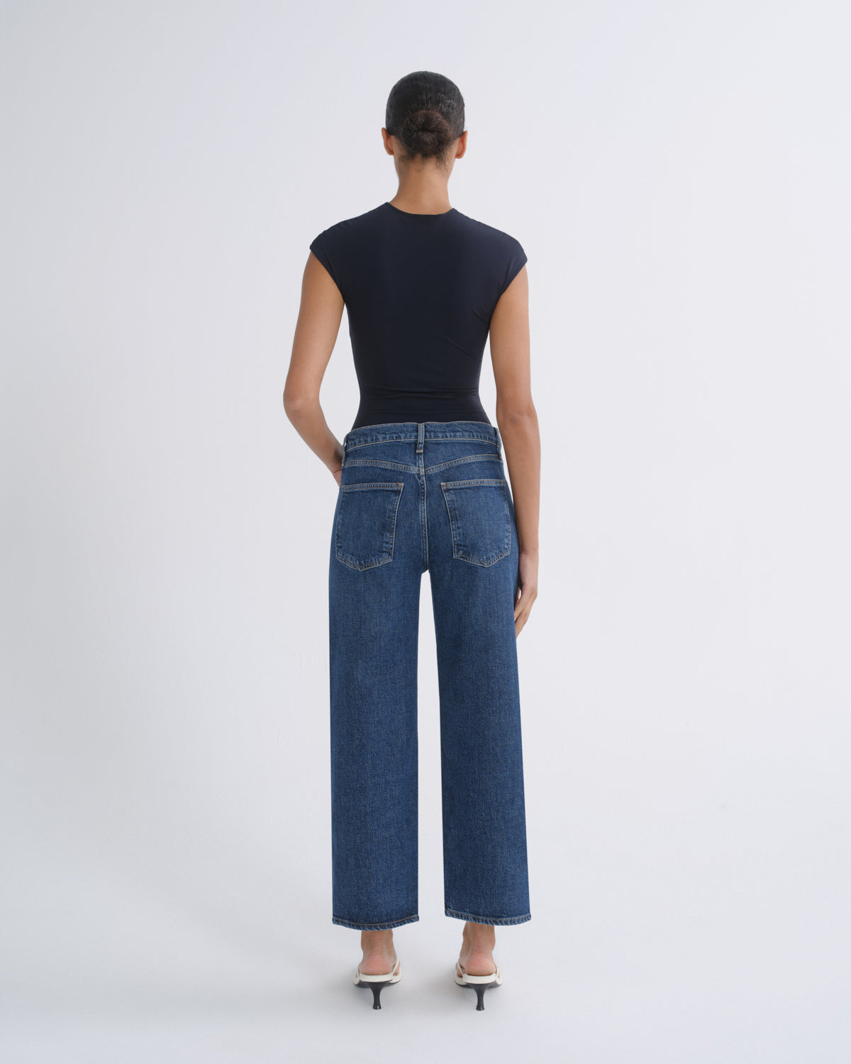 Women Harper Crop Jean (Comfort Stretch) in Echo - Agolde