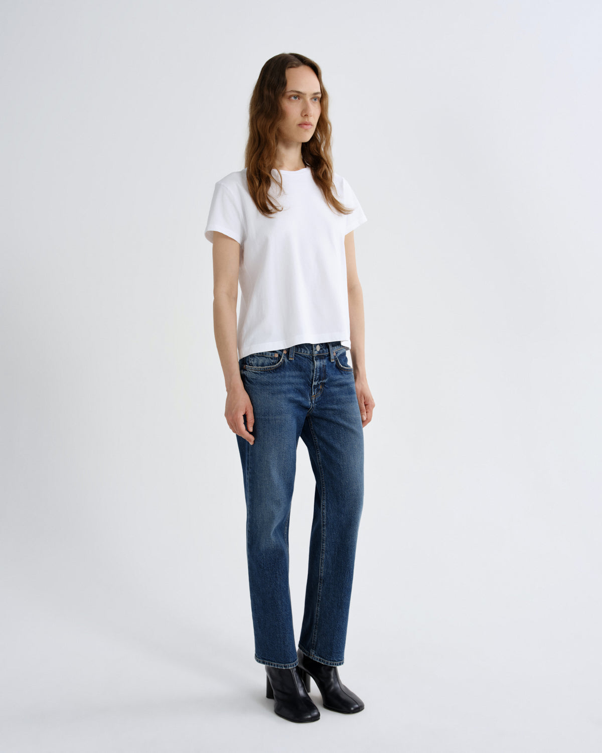 Women Stovepipe Jean 29 (Weightless Stretch) in Slick - Agolde