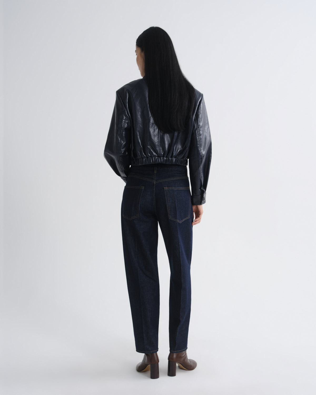 Women Nahla Cropped Jacket in Navy - Agolde
