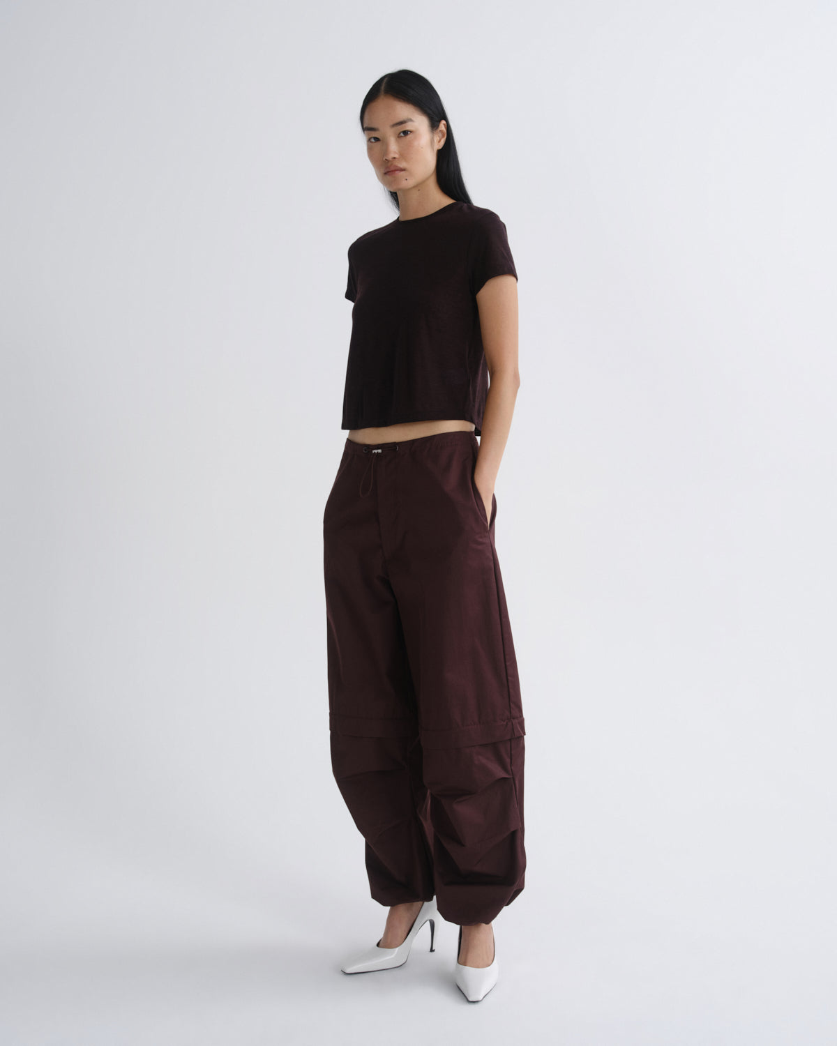 Women Coulson Parachute Pant in Cordovan - Agolde
