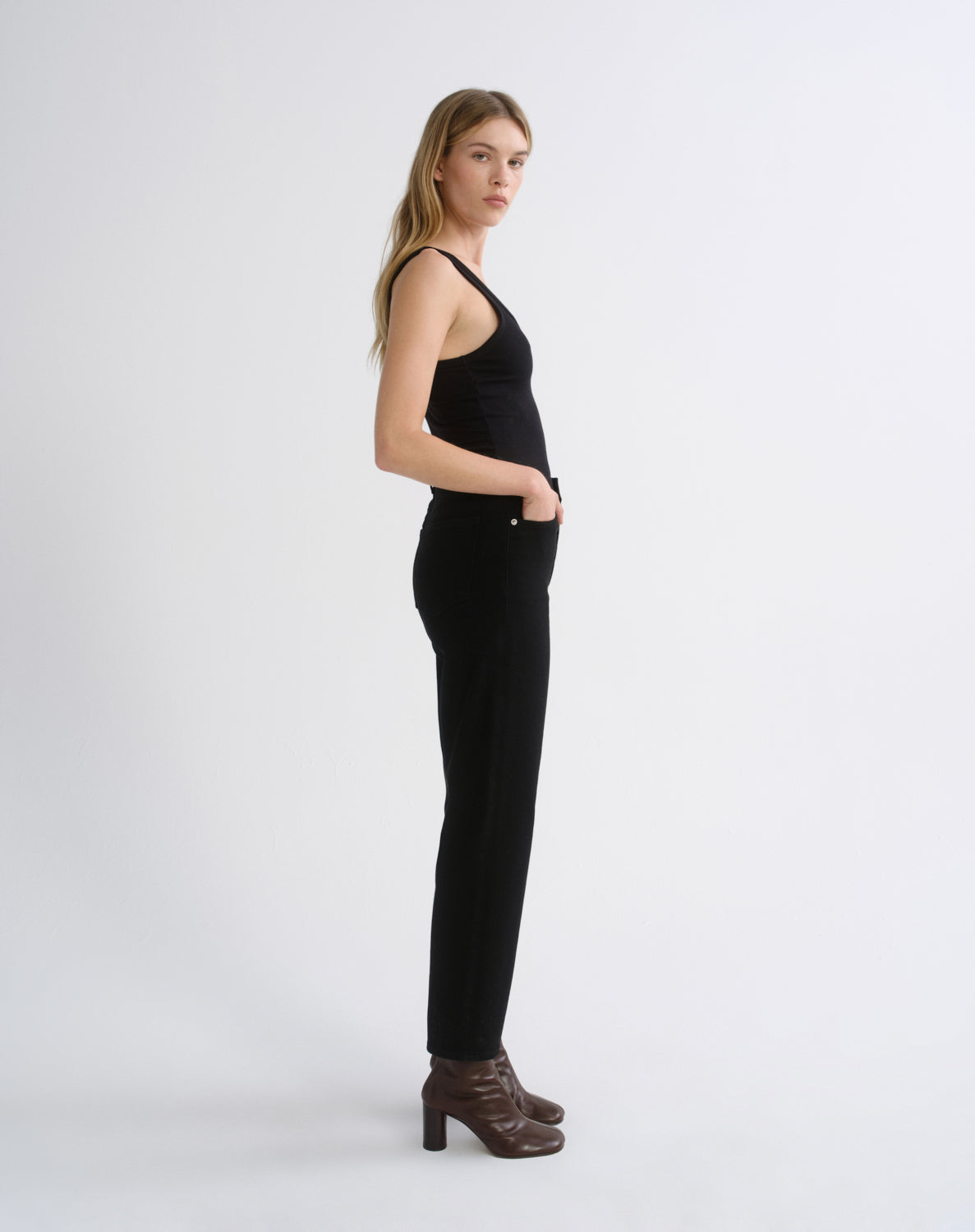 Women 90's Pinch Waist Crop (Weightless Stretch) in Cover - Agolde