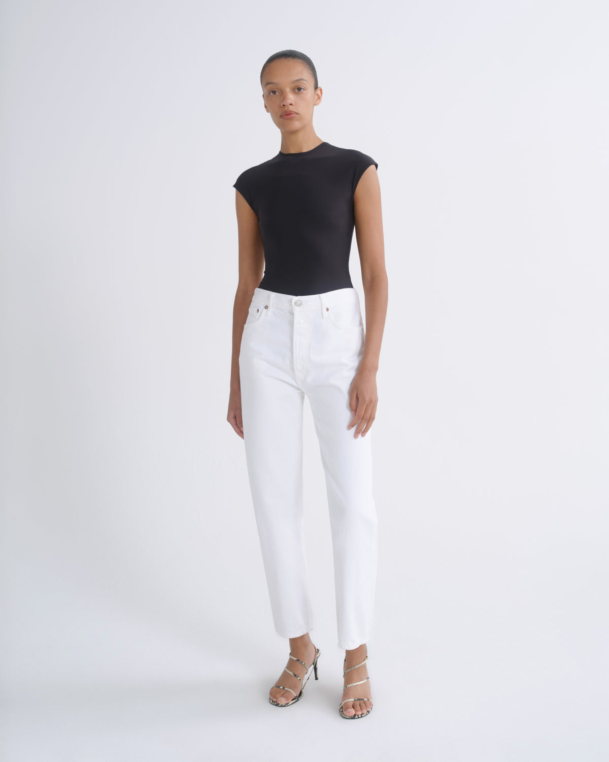 Women 90's Pinch Waist Crop in Marshmallow - Agolde