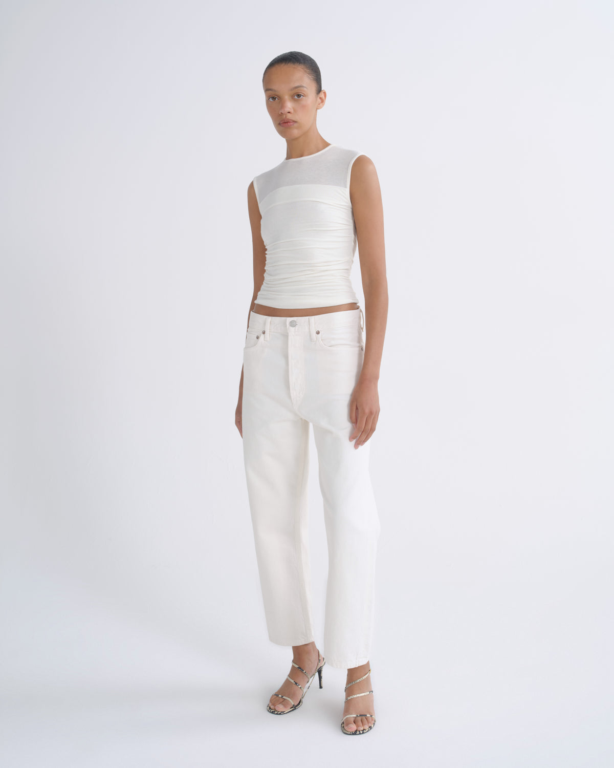 Women 90's Crop Mid Rise Straight in Fortune Cookie - Agolde