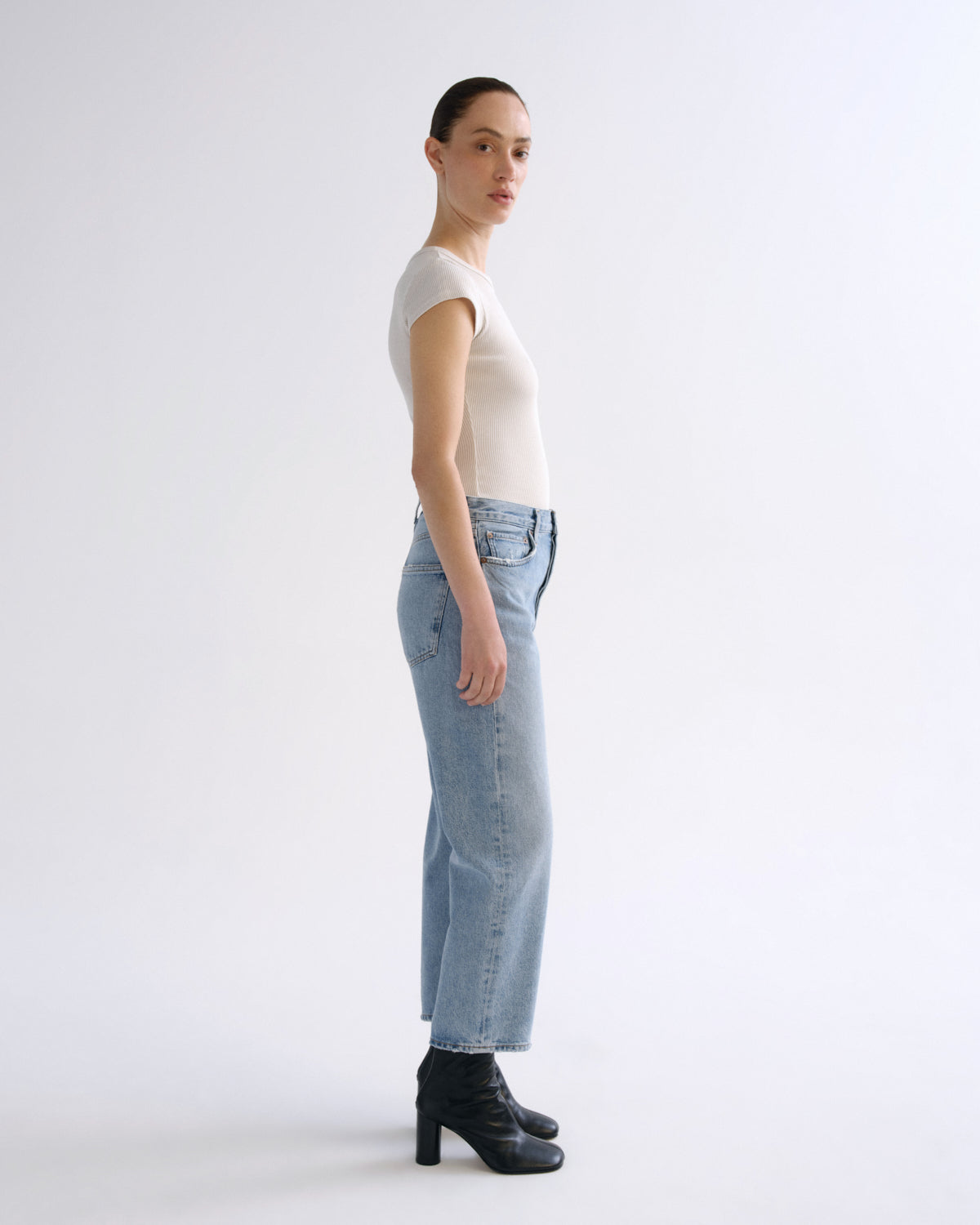 Women 90's Crop Mid Rise Straight in Force - Agolde