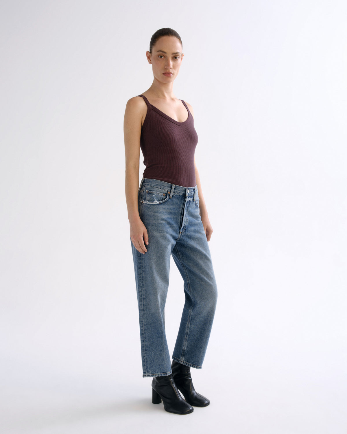 Women 90's Crop Mid Rise Straight in Hooked - Agolde