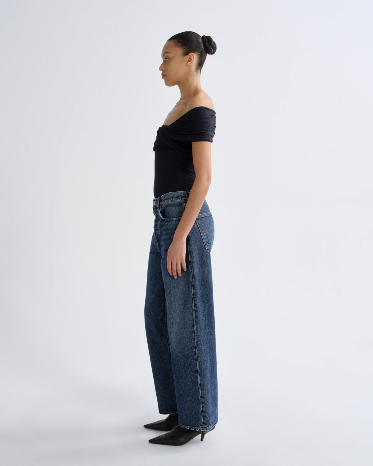 Women Arc Jean Loose Wide 29 in Shortwave - Agolde