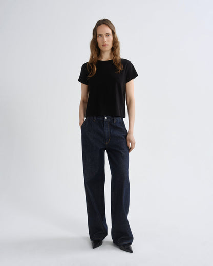 Women Adine Shrunken Tee in Black - Agolde