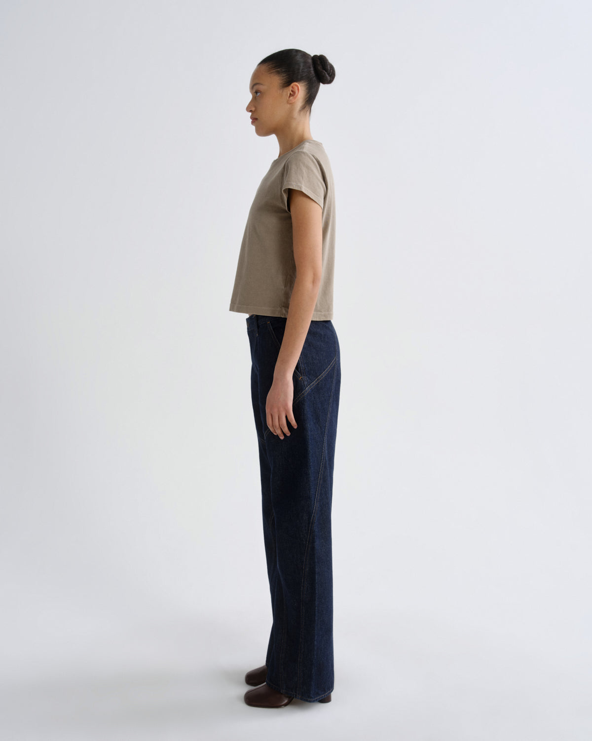 Women Adine Shrunken Tee in Trail - Agolde