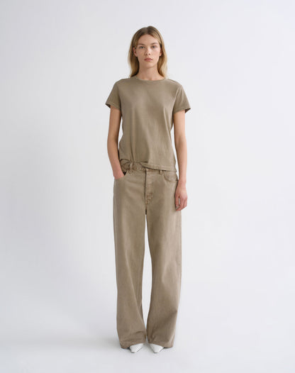 Women Long Line Adine Tee in Trail - Agolde