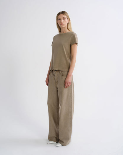 Women Long Line Adine Tee in Trail - Agolde