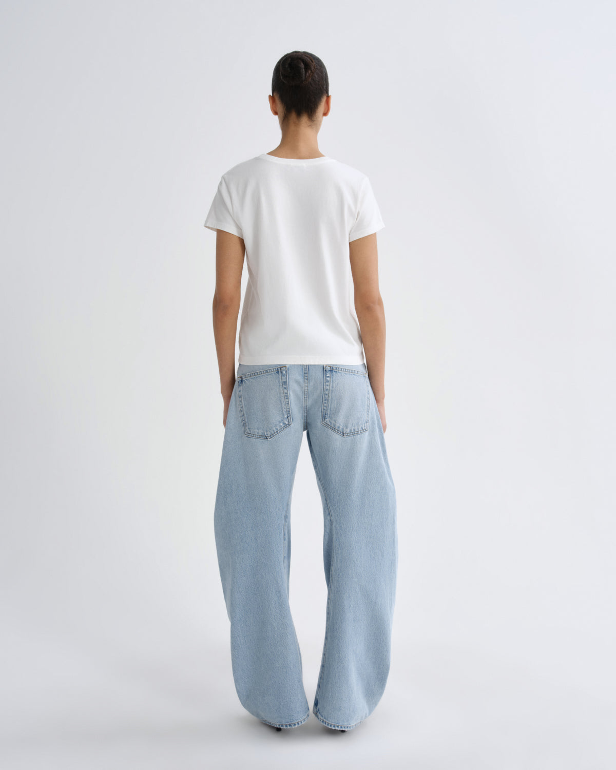 Women Long Line Adine Tee in White Ash - Agolde