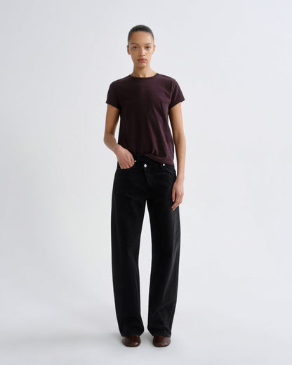 Women Long Line Adine Tee in Eggplant - Agolde
