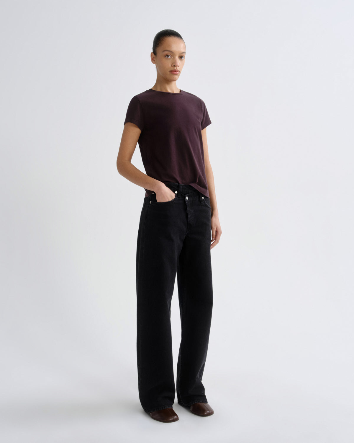 Women Long Line Adine Tee in Eggplant - Agolde