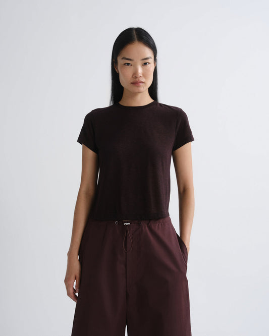 Women Adine Shrunken Tee Tencel Jersey in Ristretto - Agolde