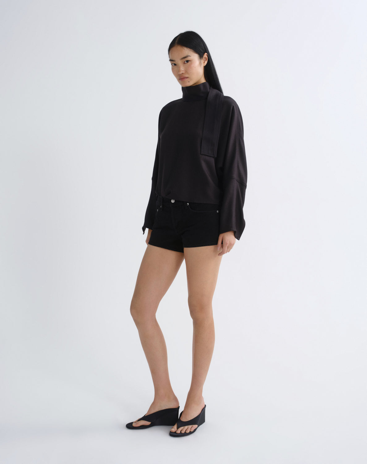 Women Low Rise Parker Short in Phase - Agolde