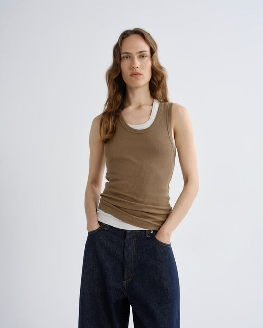 Women Poppy Scoop Neck Tank in Hamoa - Agolde