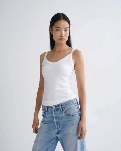 Women Jordan Tank in White - Agolde