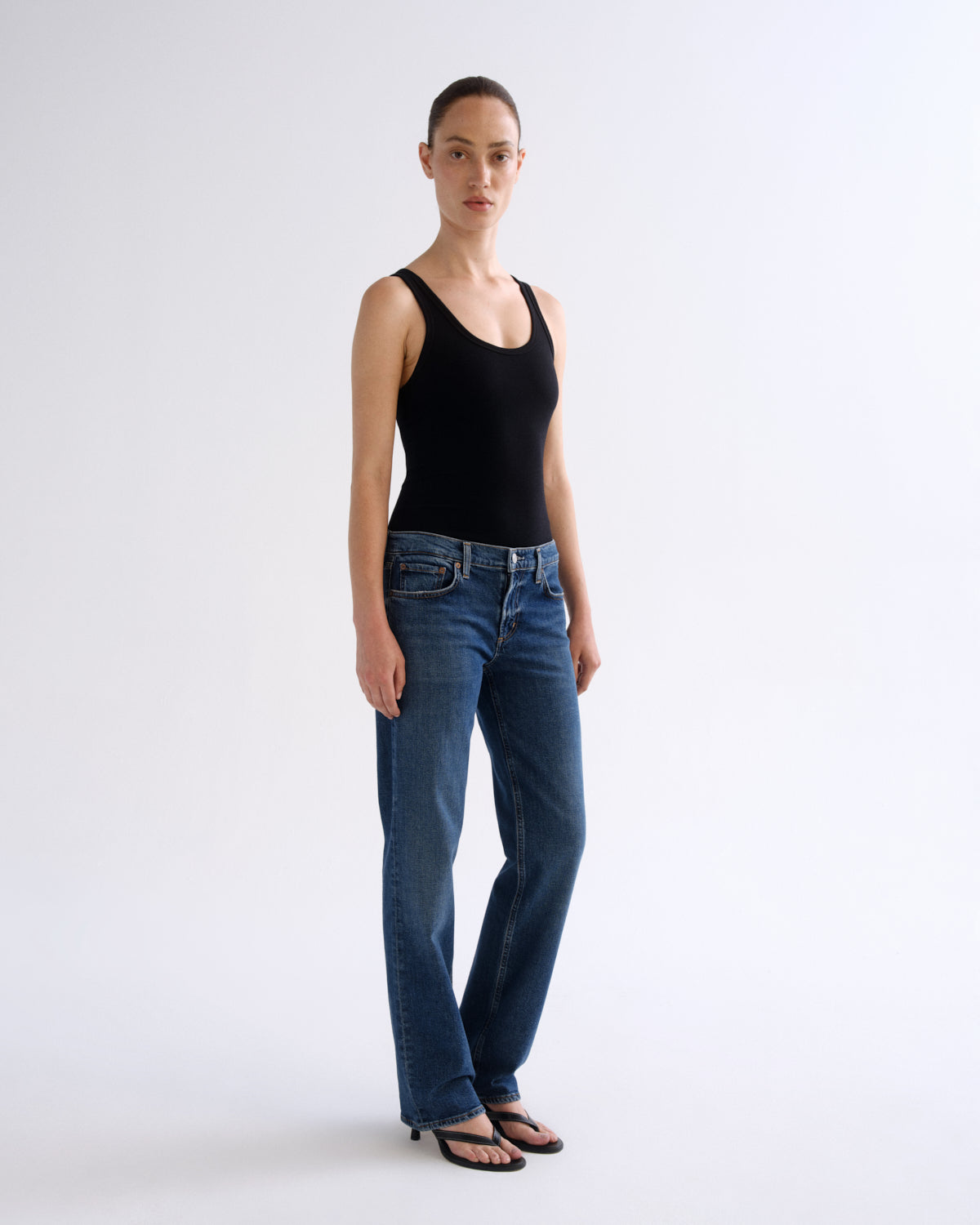 Women Low Rise Slim (Weightless Stretch) in Slick - Agolde
