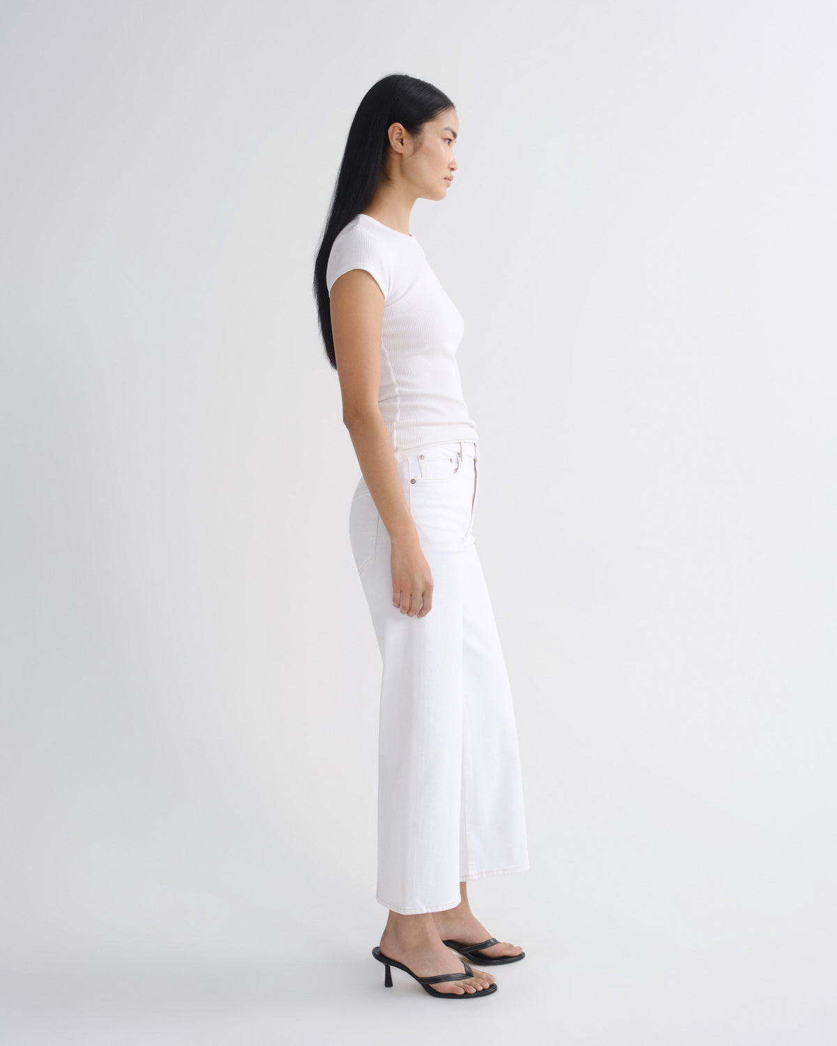 Women Harper Crop Jean in White Wash - Agolde