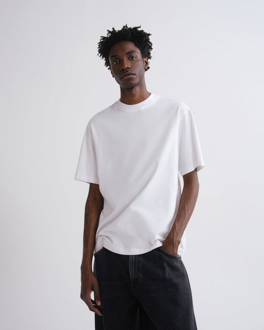 Men Asha Mock Neck Tee in White - Agolde