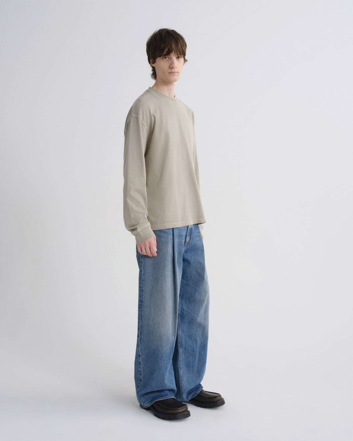 Men Asha Long Sleeve Mock Neck Tee in Wicker - Agolde