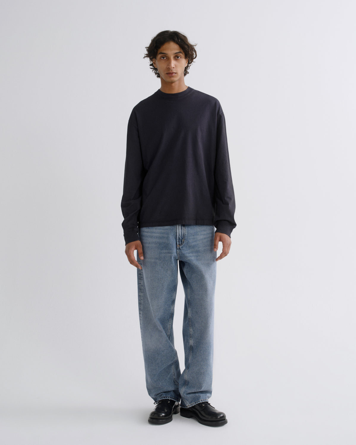 Men Long Sleeve Drop Shoulder Asha in Screen - Agolde