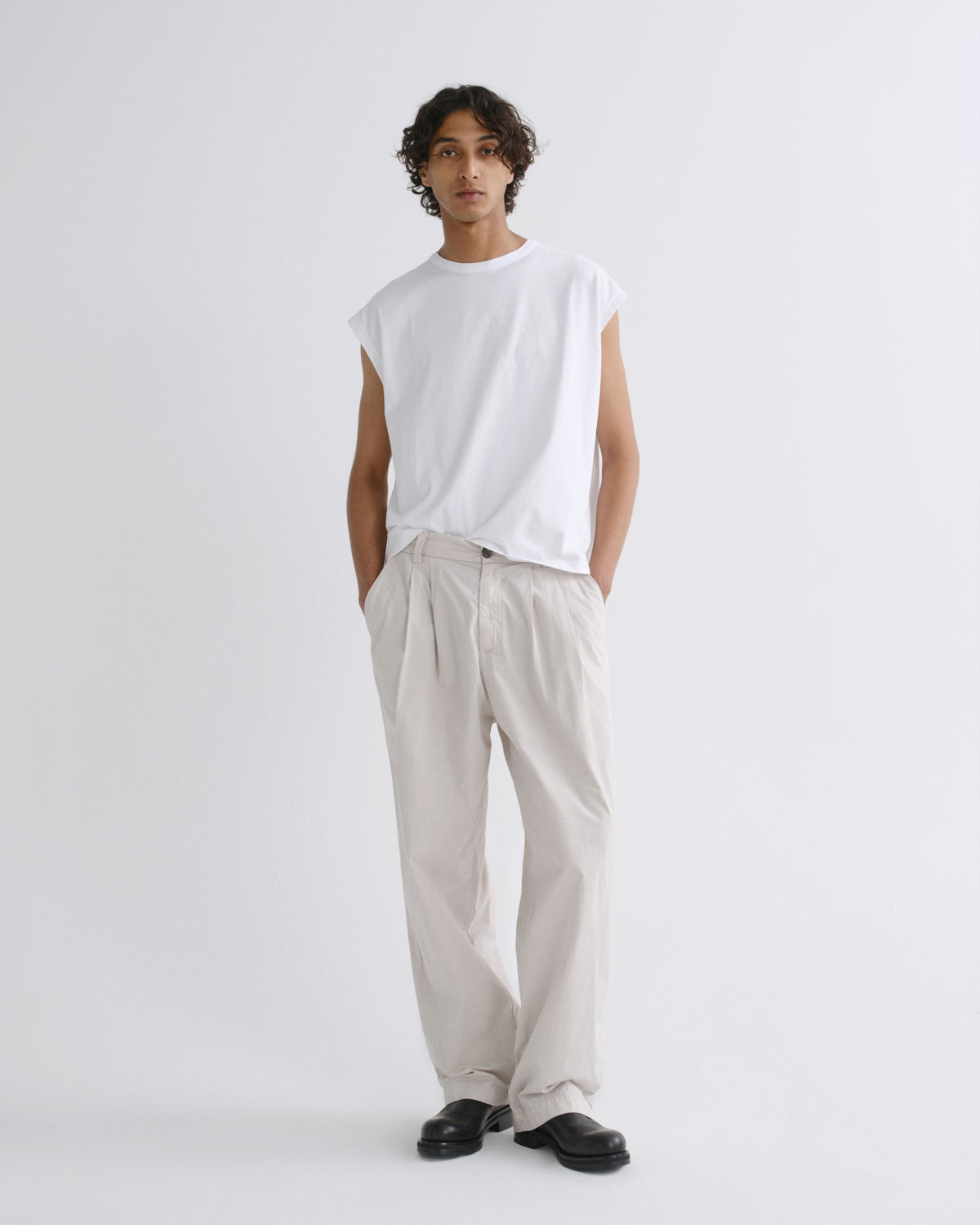 Men Slater Trouser in Bone - Agolde