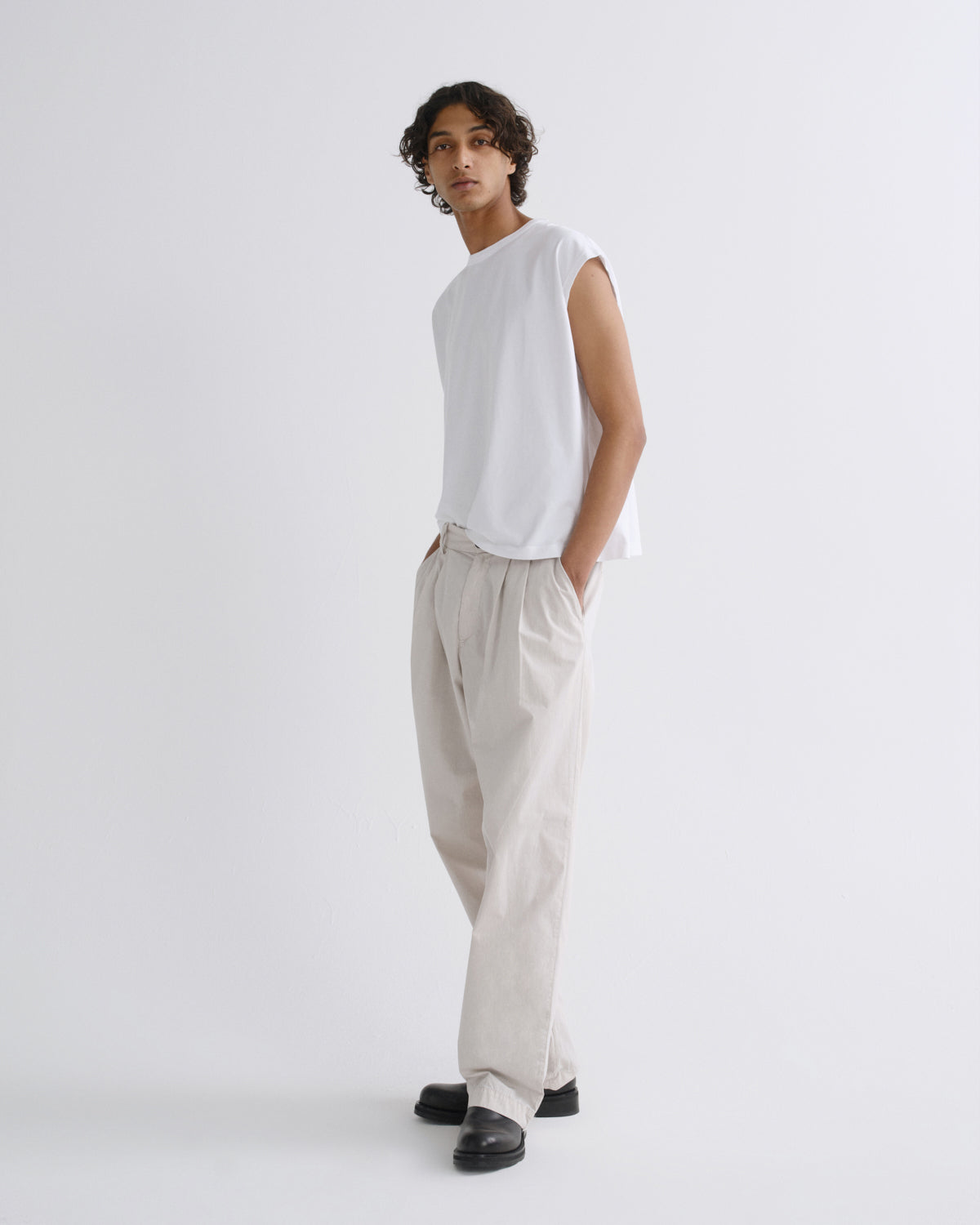 Men Slater Trouser in Bone - Agolde