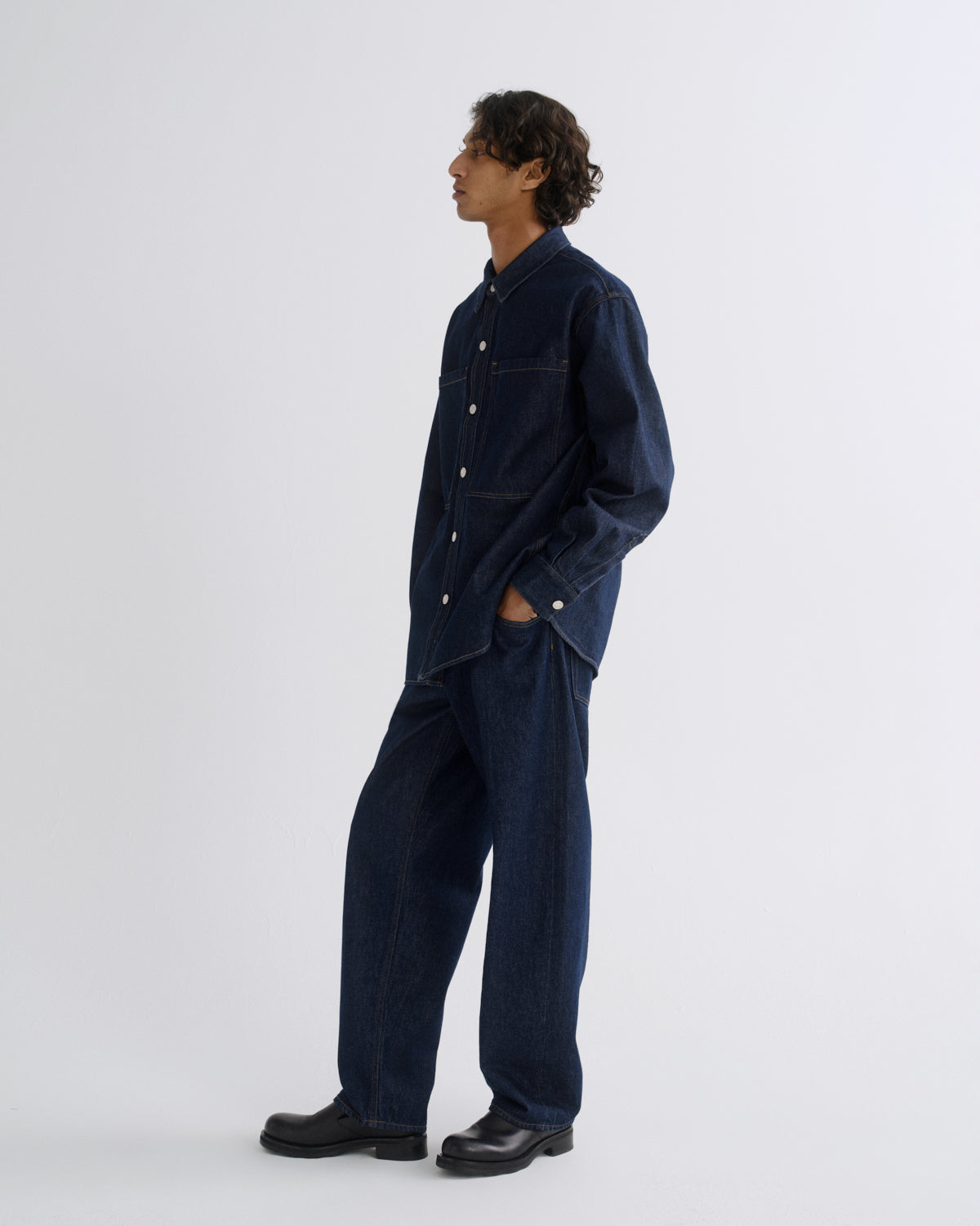 Men Atticus Shirt in Rinse - Agolde