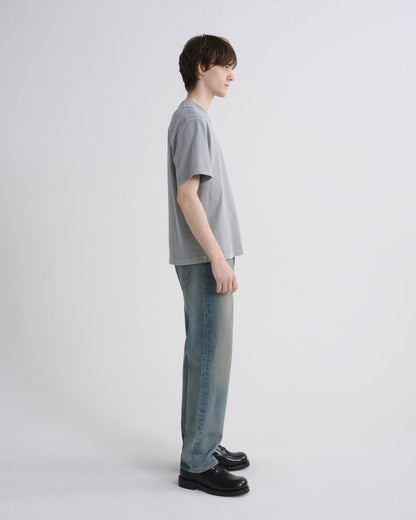Men Asha Mock Neck Tee in Flint - Agolde