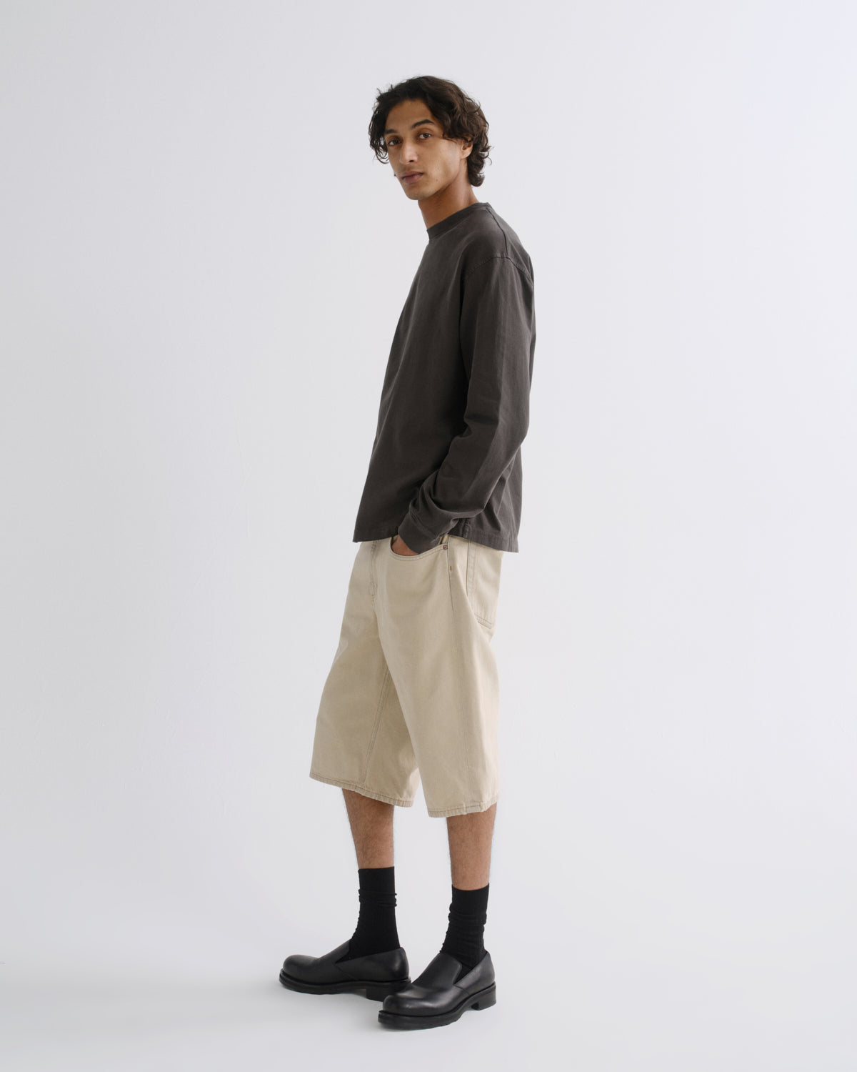 Men Asha Long Sleeve Mock Neck Tee in Cave - Agolde