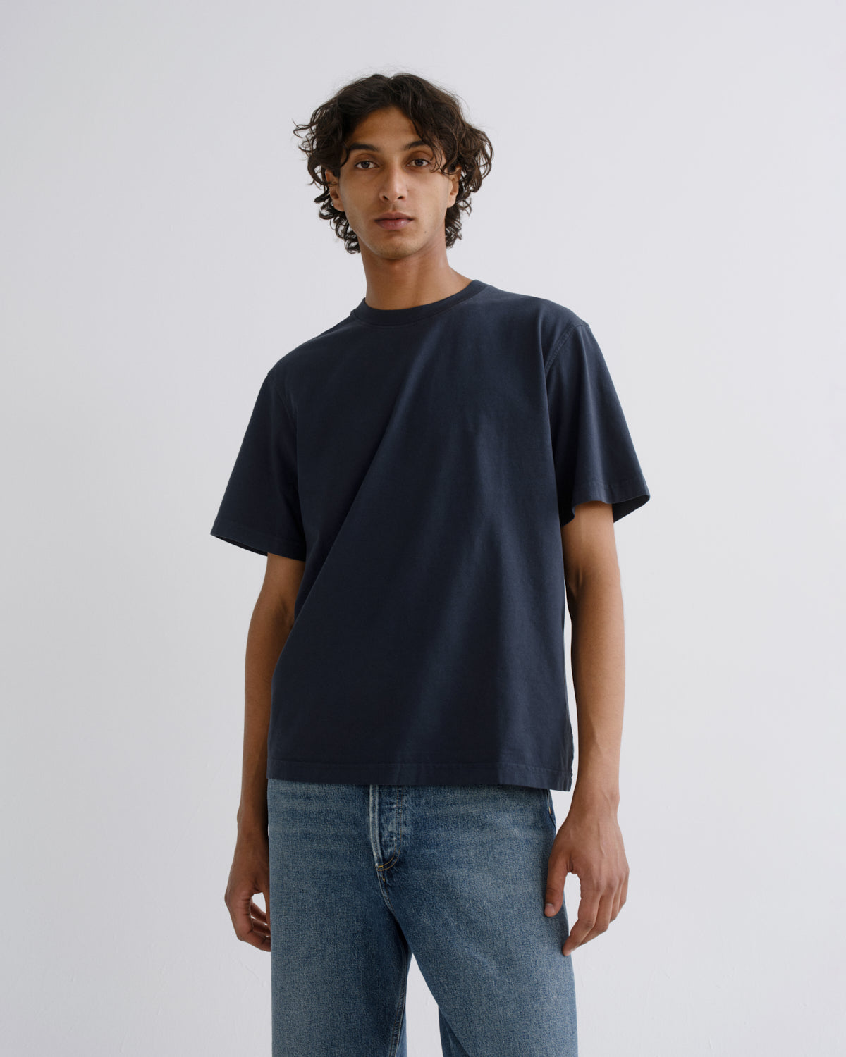 Men Asha Mock Neck Tee in Lyon - Agolde