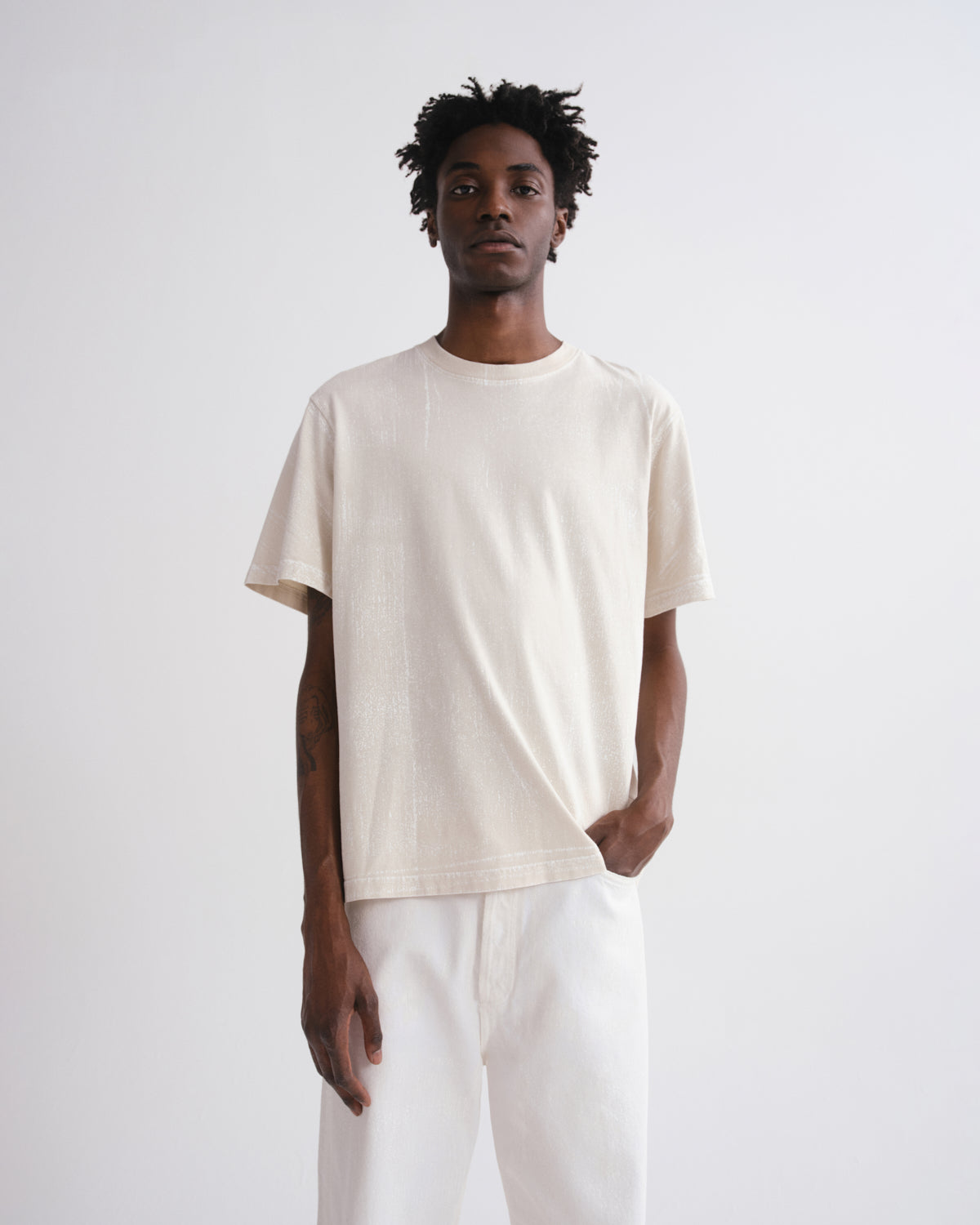 Men Asha Mock Neck Tee in Tempo - Agolde