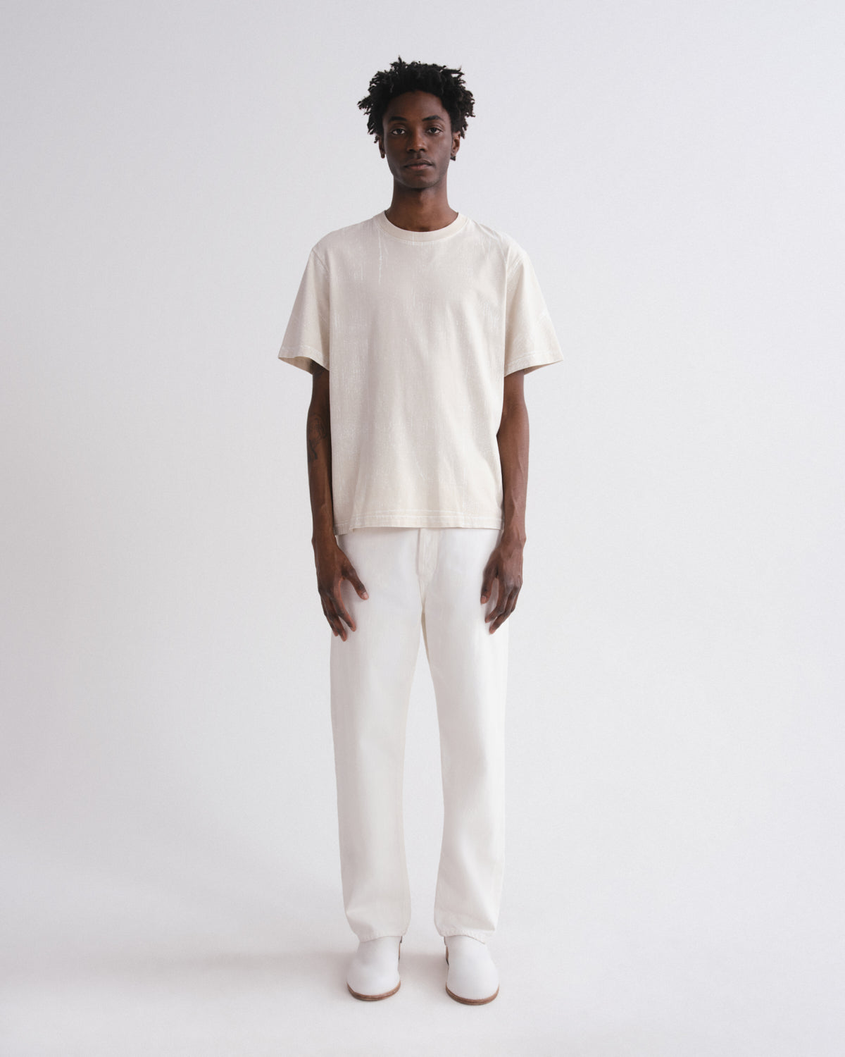 Men Asha Mock Neck Tee in Tempo - Agolde