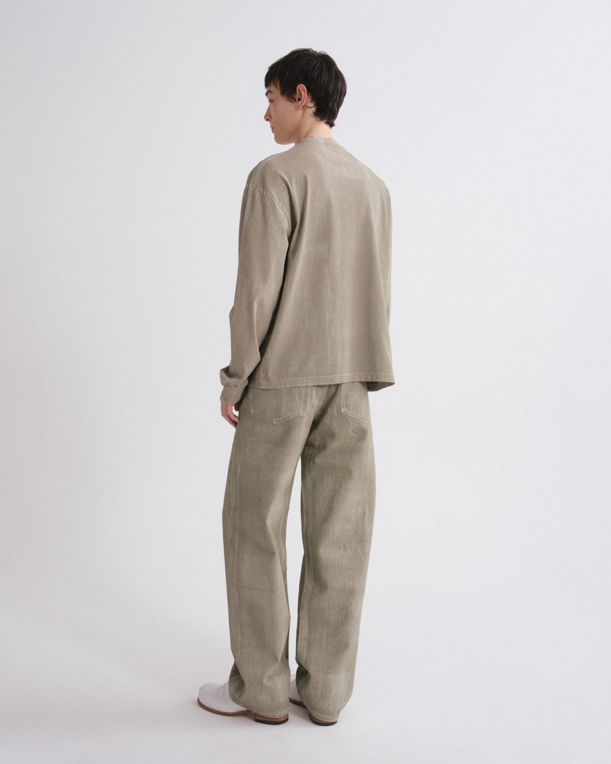 Men Long Sleeve Drop Shoulder Asha in Delta - Agolde