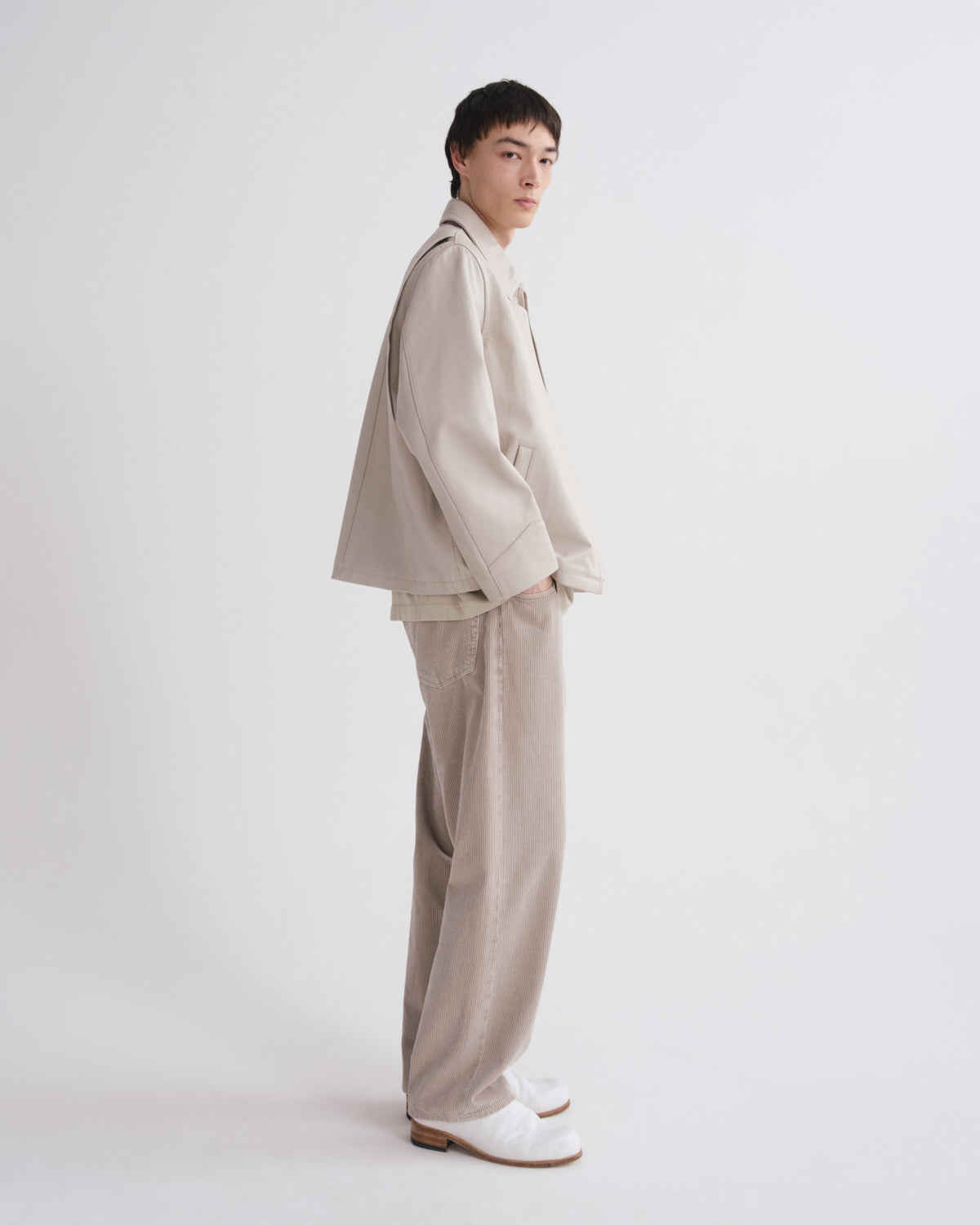 Men Fusion Jean (Corduroy) in Pumice - Agolde